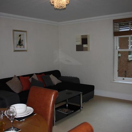 Appartement Canterbury Elms Court Chambre photo
